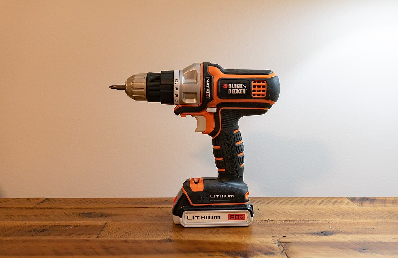 Bosch Cordless Drill Kit